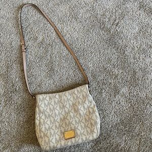 Michael Kors Crossbody Bag